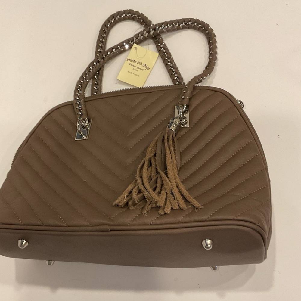 NEW- QUILTED ITALIAN LEATHER BAG- ROME. TAUPE -